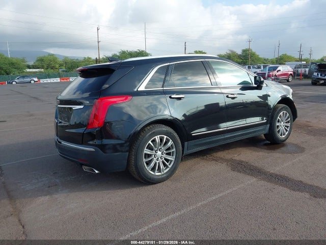 1GYKNCRS0JZ212744 Cadillac XT5 LUXURY