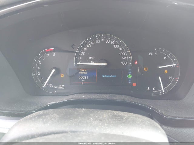 1GYKNCRS0JZ212744 Cadillac XT5 LUXURY