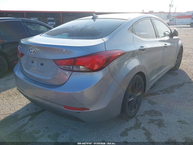 5NPDH4AEXFH597004 Hyundai ELANTRA SE