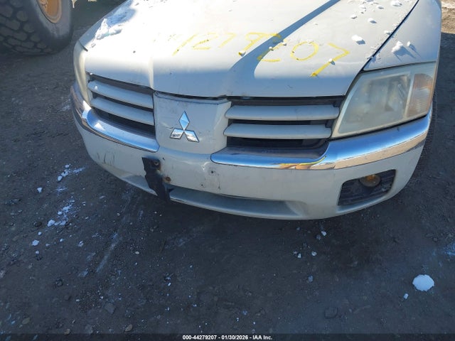 2004 MITSUBISHI ENDEAVOR 4A4MN31S04E013935 Photo 5