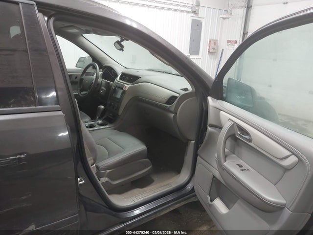 Chevrolet Traverse Ls 2014 1GNKVFKD3EJ204863 Image 5
