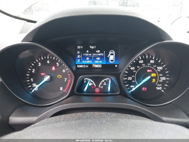 1FMCU0GDXJUC40625 Ford ESCAPE SE