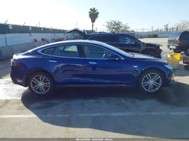 Tesla Model S 60/70/85 2015 5YJSA1S13FF099117 Image 13