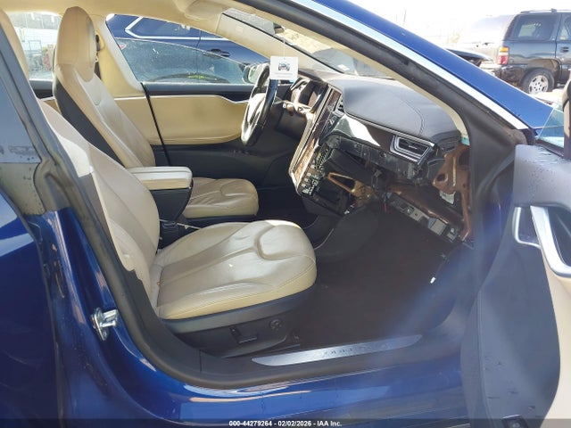 2015 TESLA MODEL S 5YJSA1S13FF099117 Photo 4
