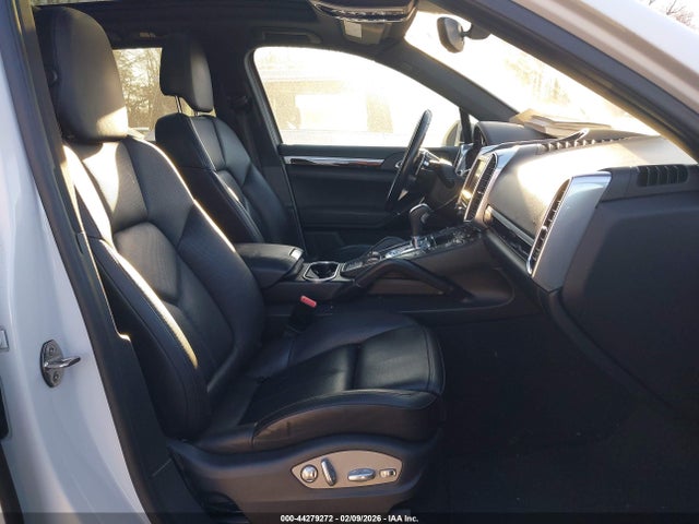 2016 PORSCHE CAYENNE WP1AA2A23GKA10810 Photo 4