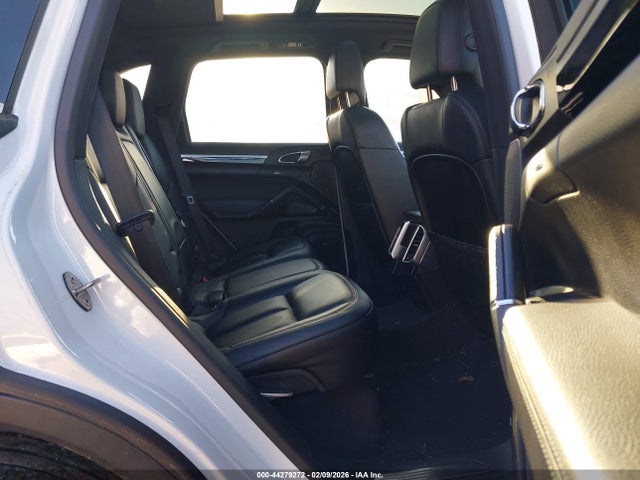 2016 PORSCHE CAYENNE WP1AA2A23GKA10810 Photo 7