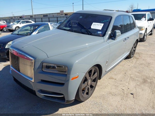 SLATV4C05NU213986 Rolls-Royce Cullinan