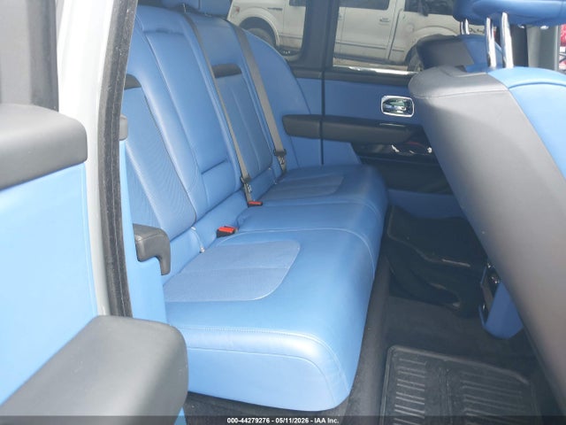 SLATV4C05NU213986 Rolls-Royce Cullinan