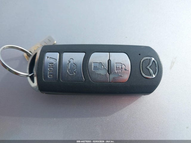 JM1GL1V52H1114393 Mazda Mazda6 Touring