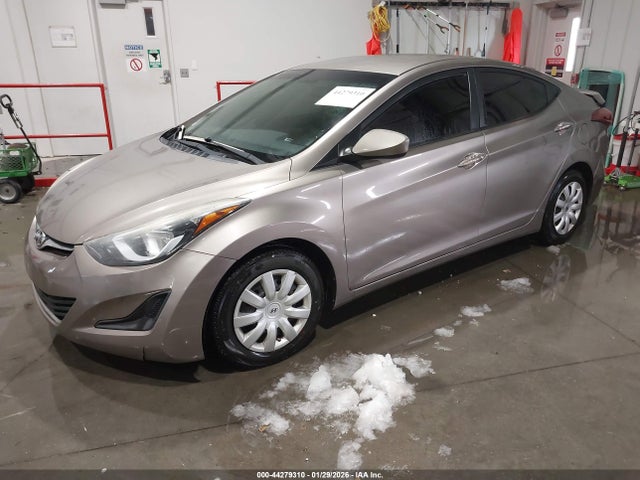 5NPDH4AE8GH732904 Hyundai ELANTRA SE