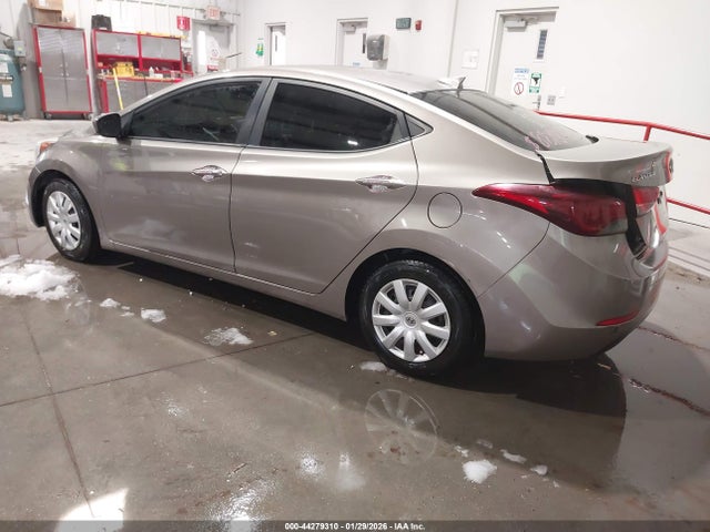 5NPDH4AE8GH732904 Hyundai ELANTRA SE