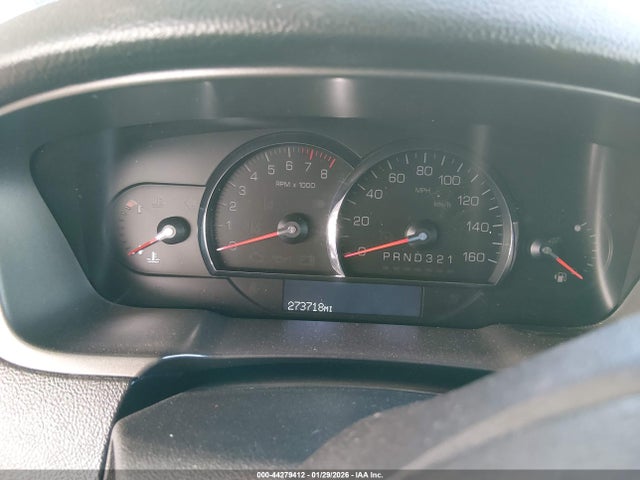 2011 CADILLAC DTS 1G6KH5E61BU128760 Photo 6