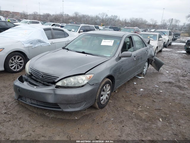 2005 TOYOTA CAMRY 4T1BE32K45U606441 Photo 1