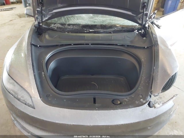 2025 TESLA MODEL 3 5YJ3E1EB8SF995341 Photo 9