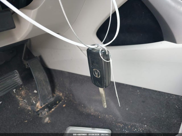 44279481 :رقم المزاد ، JH4CU2F68BC008761 vin ، 2011 Acura Tsx 2.4 مزاد بيع