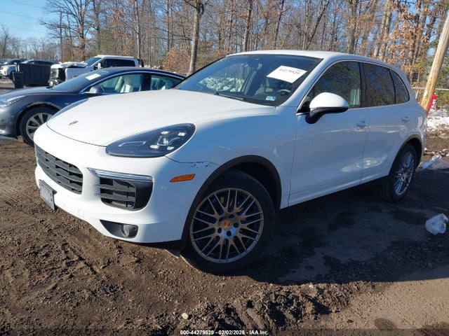 2018 PORSCHE CAYENNE WP1AA2A26JKA00859 Photo 1
