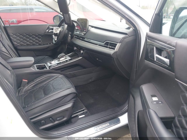 2024 MITSUBISHI OUTLANDER PHEV JA4T5WA95RZ035182 Photo 4