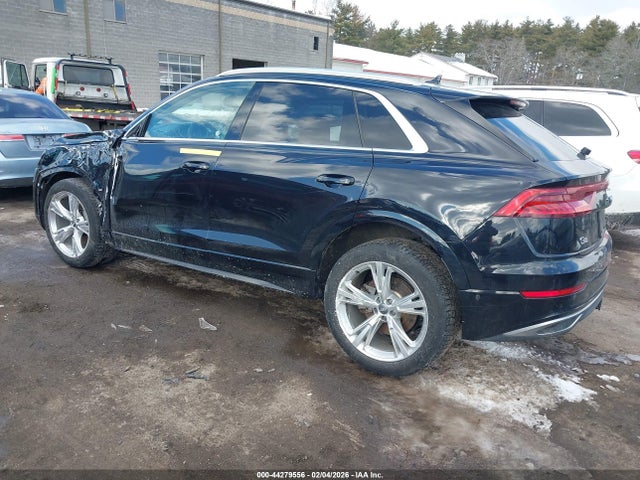 2019 AUDI Q8 WA1CVAF11KD027430 Photo 2