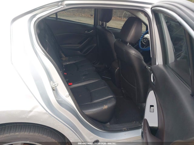 3MZBN1V77HM117196 Mazda Mazda3 Touring