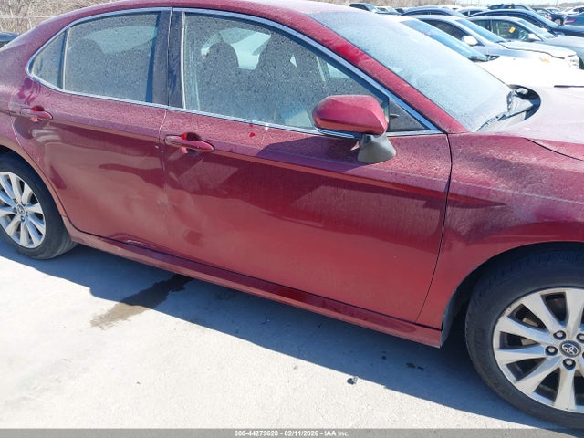 4T1B11HK7JU575543 Toyota CAMRY LE