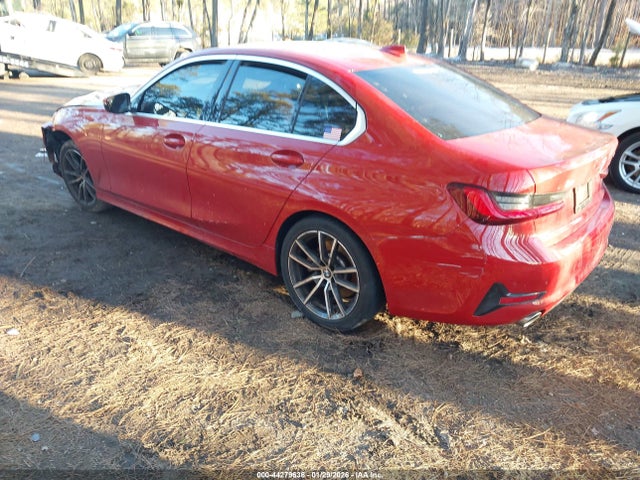 2022 BMW 330I 3MW5R1J09N8C71326 Photo 2