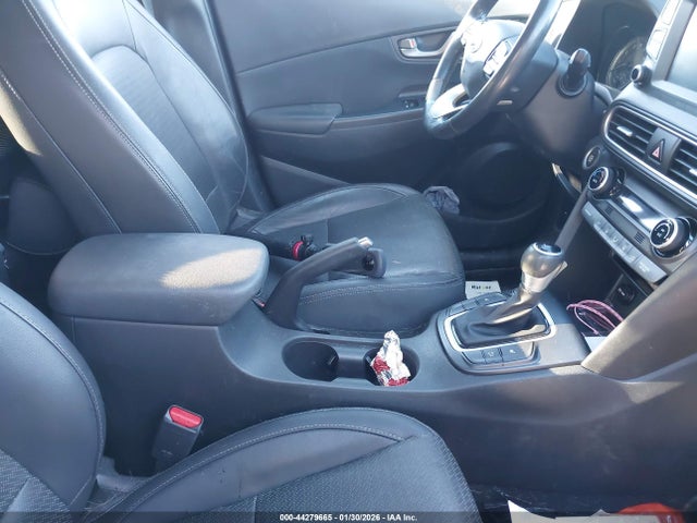 KM8K33A5XJU174417 Hyundai Kona Limited