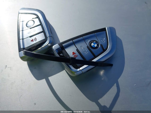 BMW X5 Xdrive50i 2015 5UXKR6C50F0J77485 Image 11