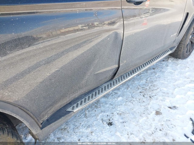BMW X5 Xdrive50i 2015 5UXKR6C50F0J77485 Image 18