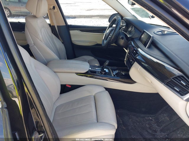 BMW X5 Xdrive50i 2015 5UXKR6C50F0J77485 Image 5