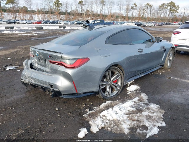2022 BMW M4 WBS33AZ06NCL70932 Photo 3