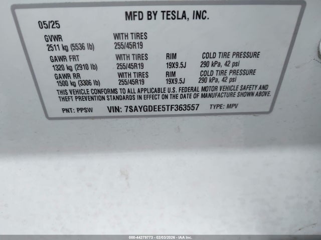 2026 TESLA MODEL Y 7SAYGDEE5TF363557 Photo 8