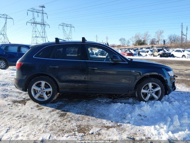 Audi Q5 2.0t Premium 2017 WA1M2AFP9HA043905 Image 14