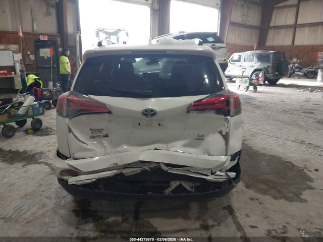 2018 Toyota Rav4 Le მანქანა იყიდება აუქციონზე, vin: JTMBFREV5JJ729896, აუქციონის ნომერი: 44279870
