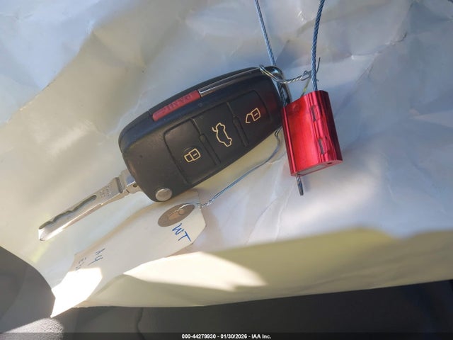 44279930 :رقم المزاد ، WAUB8GFFXH1019504 vin ، 2017 Audi A3 2.0t Premium مزاد بيع