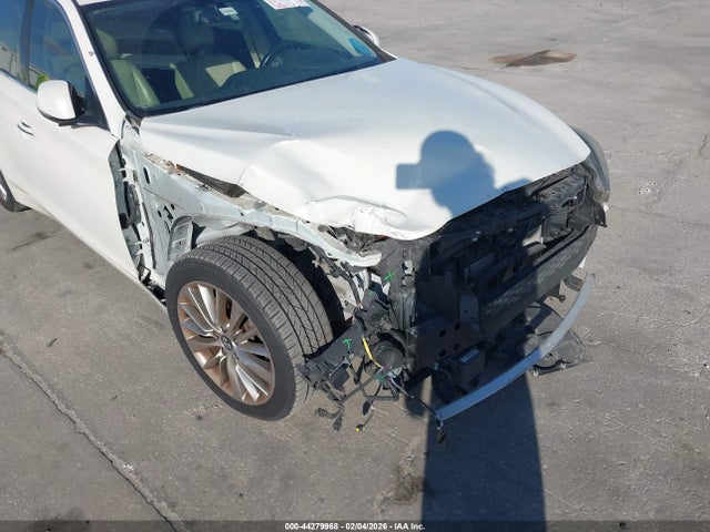 Продажа на аукционе авто 2018 Infiniti Q50 3.0t Luxe, vin: JN1EV7AP5JM359062, номер лота: 44279968