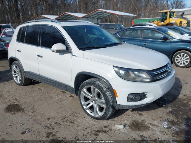 2012 VOLKSWAGEN TIGUAN WVGBV7AX2CW568116 Photo 0