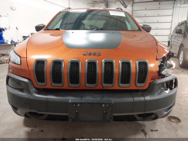 Продажа на аукционе авто 2015 Jeep Cherokee Trailhawk, vin: 1C4PJMBS0FW550337, номер лота: 44280016