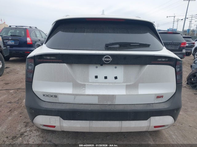 3N8AP6DA2SL428412 Nissan Kicks Sr Fwd