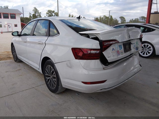 2021 VOLKSWAGEN JETTA 3VWC57BU5MM085361 Photo 2