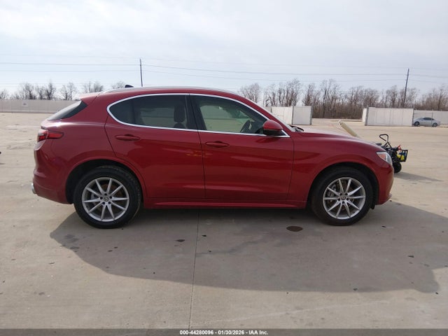 ZASPAKBNXL7C74566 Alfa Romeo Stelvio Ti Lusso Awd