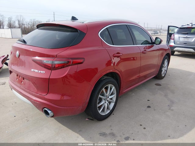 2020 ALFA ROMEO STELVIO ZASPAKBNXL7C74566 Photo 3
