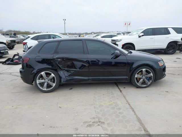 2011 Audi A3 2.0t Premium მანქანა იყიდება აუქციონზე, vin: WAUMFAFM0BA080975, აუქციონის ნომერი: 44280115