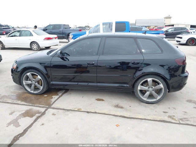 2011 Audi A3 2.0t Premium მანქანა იყიდება აუქციონზე, vin: WAUMFAFM0BA080975, აუქციონის ნომერი: 44280115