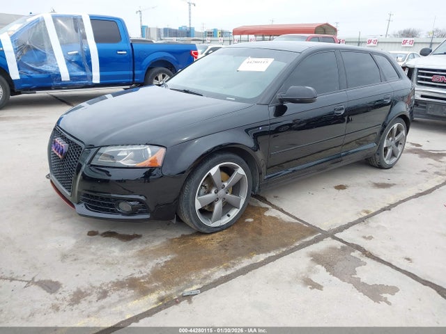 2011 Audi A3 2.0t Premium მანქანა იყიდება აუქციონზე, vin: WAUMFAFM0BA080975, აუქციონის ნომერი: 44280115