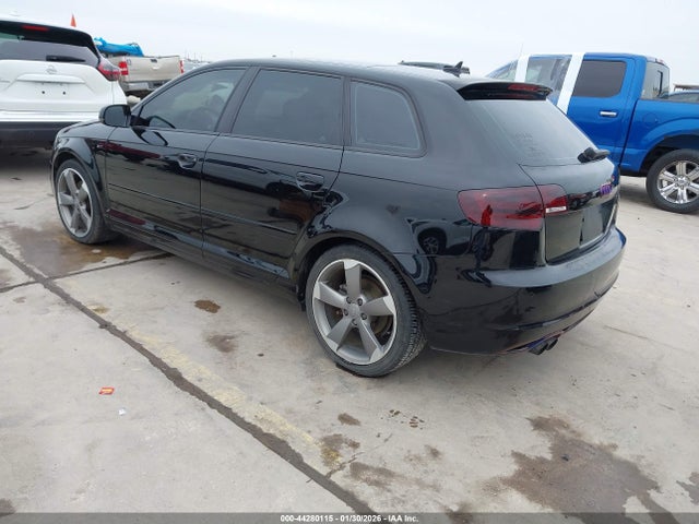 2011 Audi A3 2.0t Premium მანქანა იყიდება აუქციონზე, vin: WAUMFAFM0BA080975, აუქციონის ნომერი: 44280115