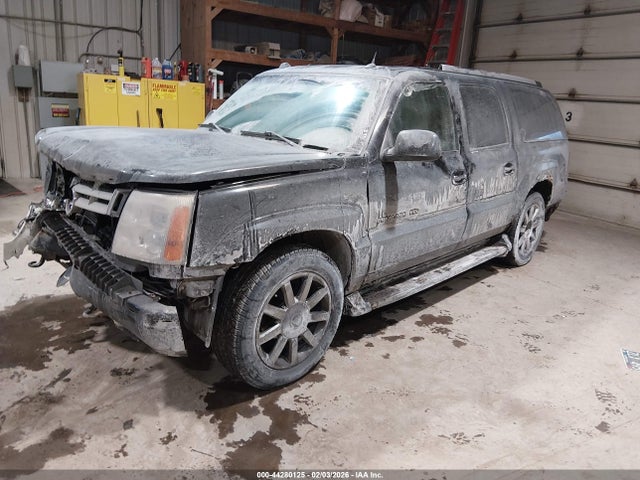 2005 CADILLAC ESCALADE ESV 3GYFK66N55G246694 Photo 1