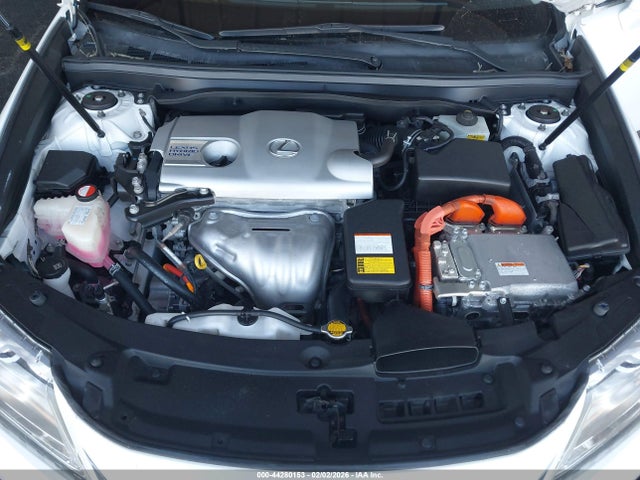 JTHBW1GG9F2096478 Lexus ES 300H