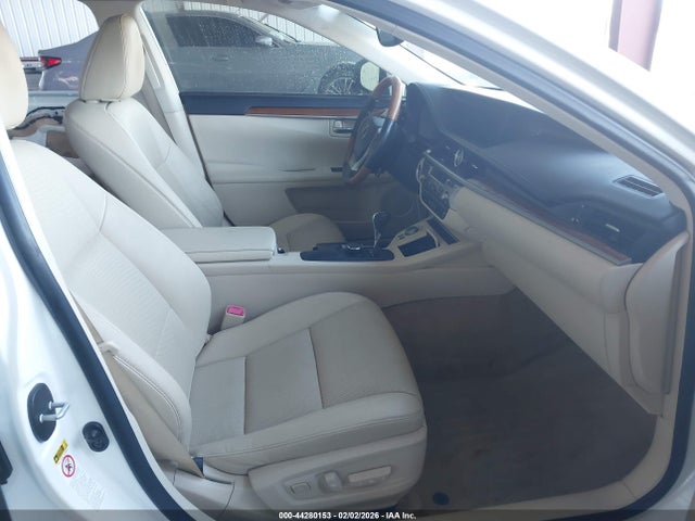 JTHBW1GG9F2096478 Lexus ES 300H