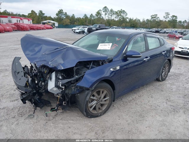 2018 KIA OPTIMA 5XXGT4L34JG225928 Photo 1