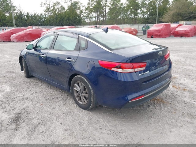 2018 KIA OPTIMA 5XXGT4L34JG225928 Photo 2
